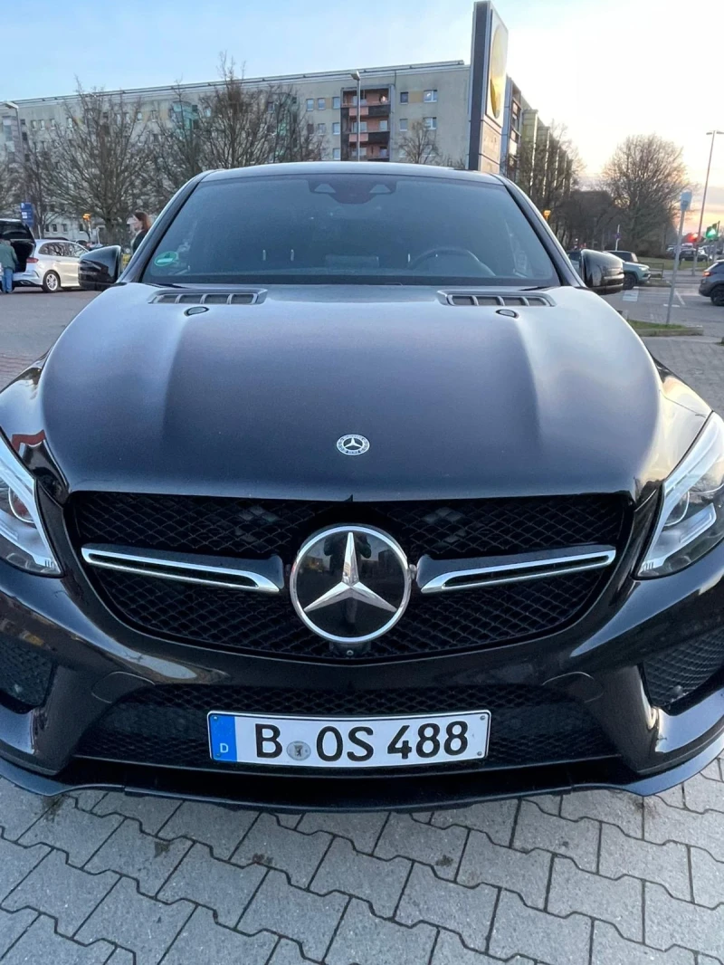 Mercedes-Benz GLE 400 COUPE, снимка 2 - Автомобили и джипове - 53032221