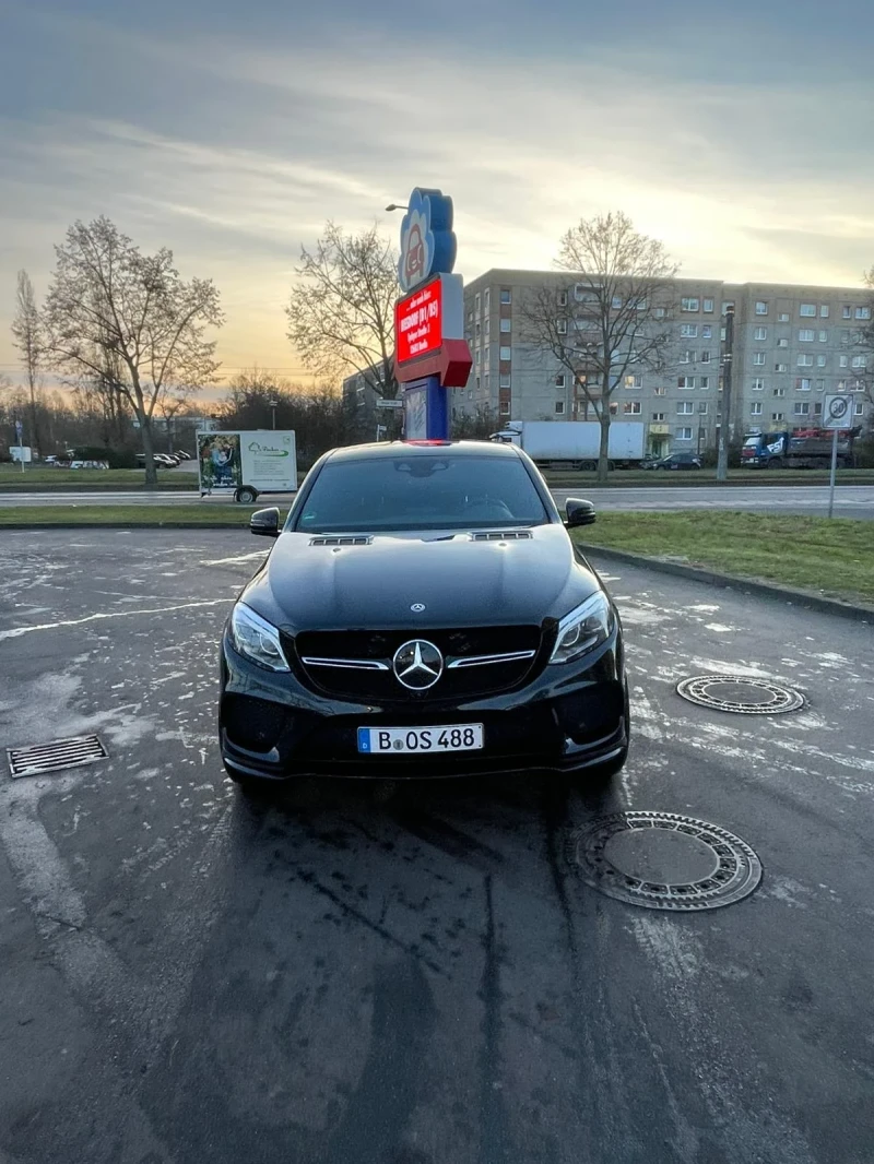 Mercedes-Benz GLE 400 COUPE, снимка 5 - Автомобили и джипове - 53032221