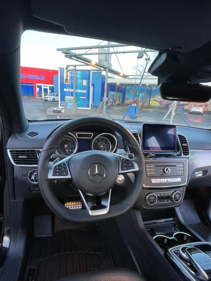 Mercedes-Benz GLE 400 COUPE, снимка 11 - Автомобили и джипове - 53032221