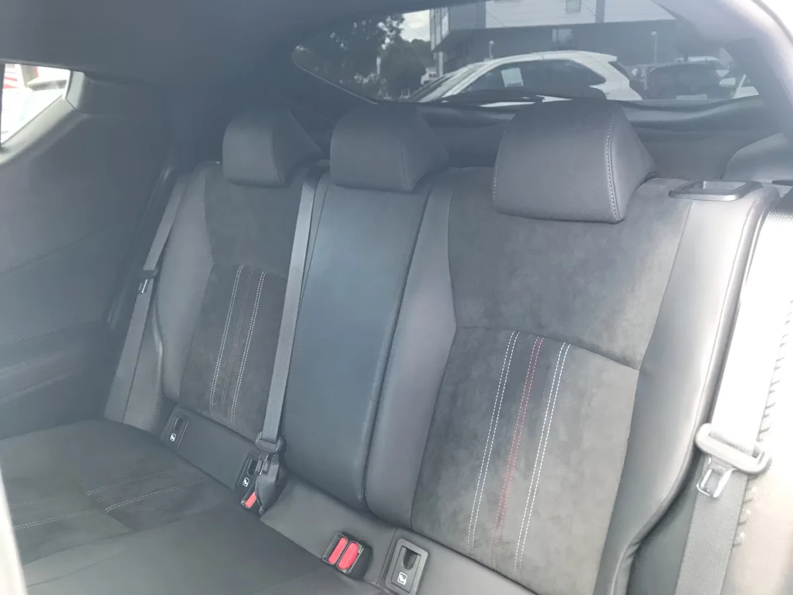 Toyota C-HR 2.0/GR/JBL/КОЖА/184к.с. - изображение 7