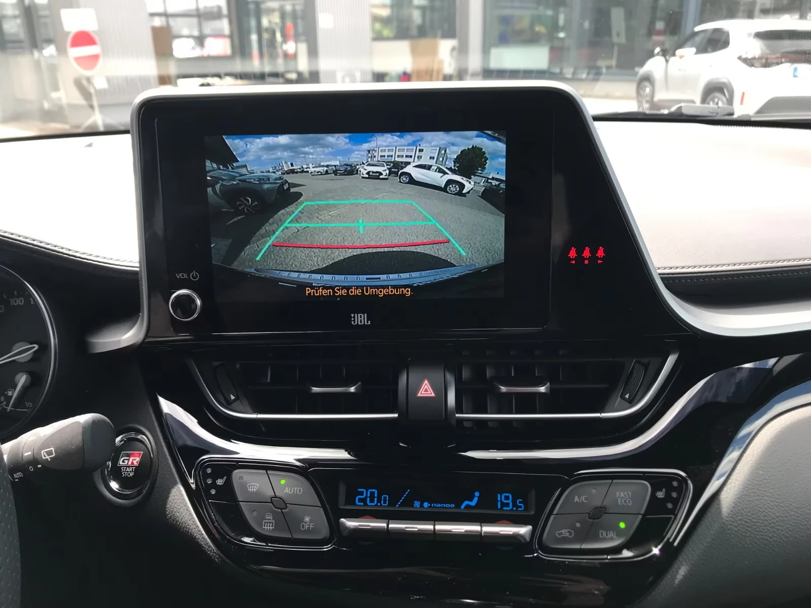Toyota C-HR 2.0/GR/JBL/КОЖА/184к.с. - изображение 10