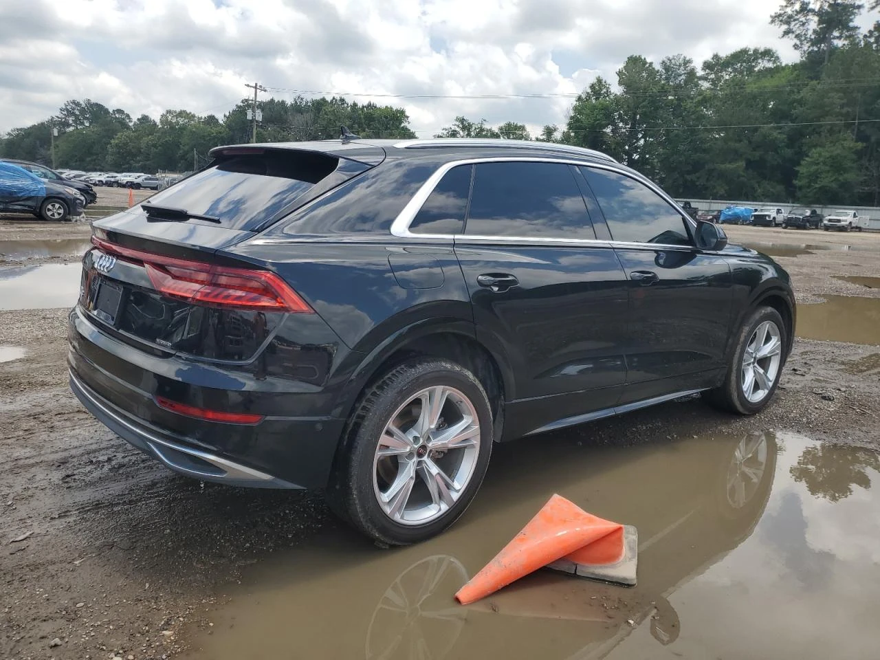 Audi Q8 PREMIUM PLUS* ДИГ.ТАБЛО* ОБДУХВАНЕ* ПОДГРЕВИ* ПАНО - изображение 6