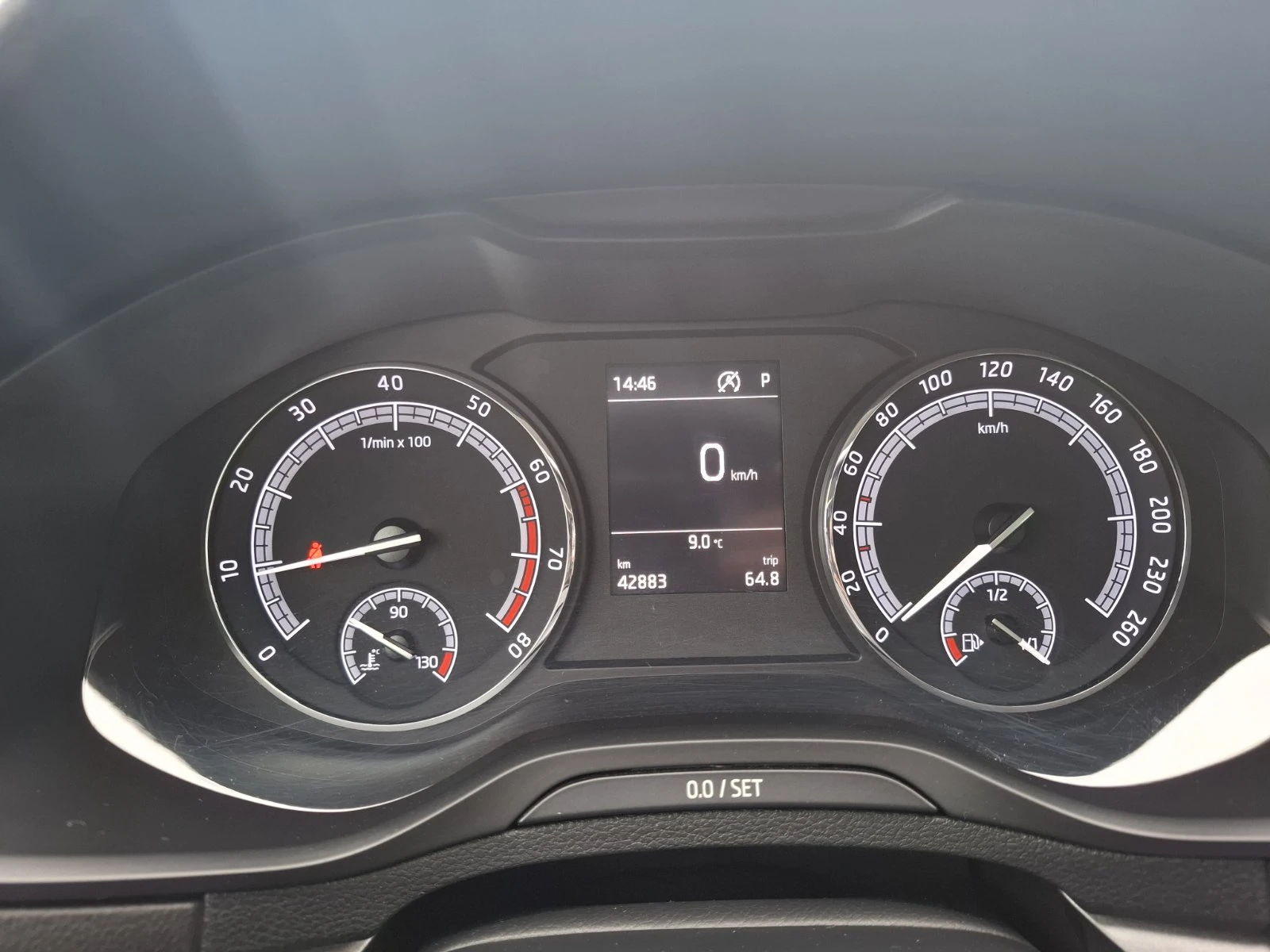 Skoda Karoq 1.5 tsi - изображение 10