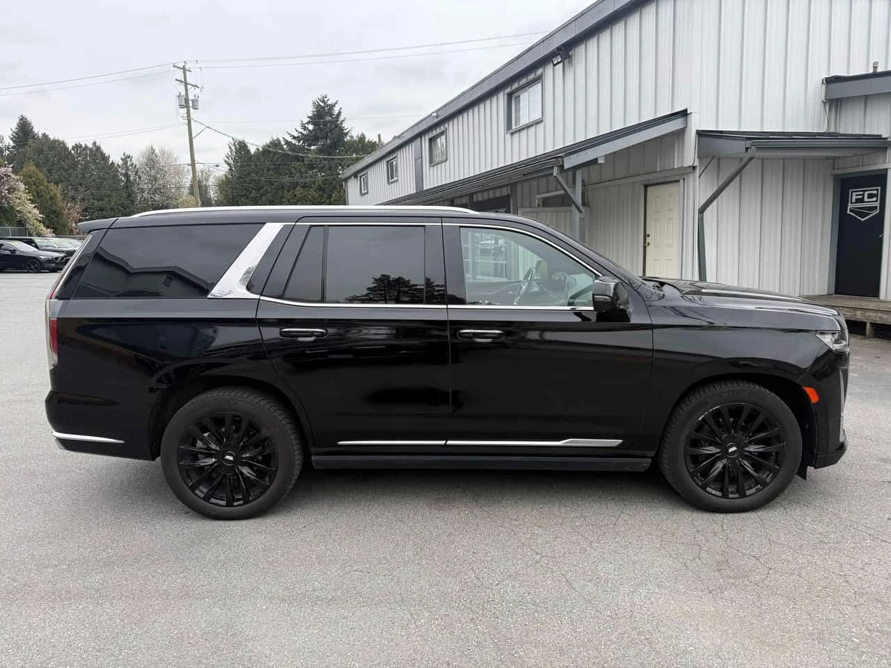 Cadillac Escalade * Premium Luxury * PANO* KEYLESS* ПОДГРЕВ* , снимка 3 - Автомобили и джипове - 54170212