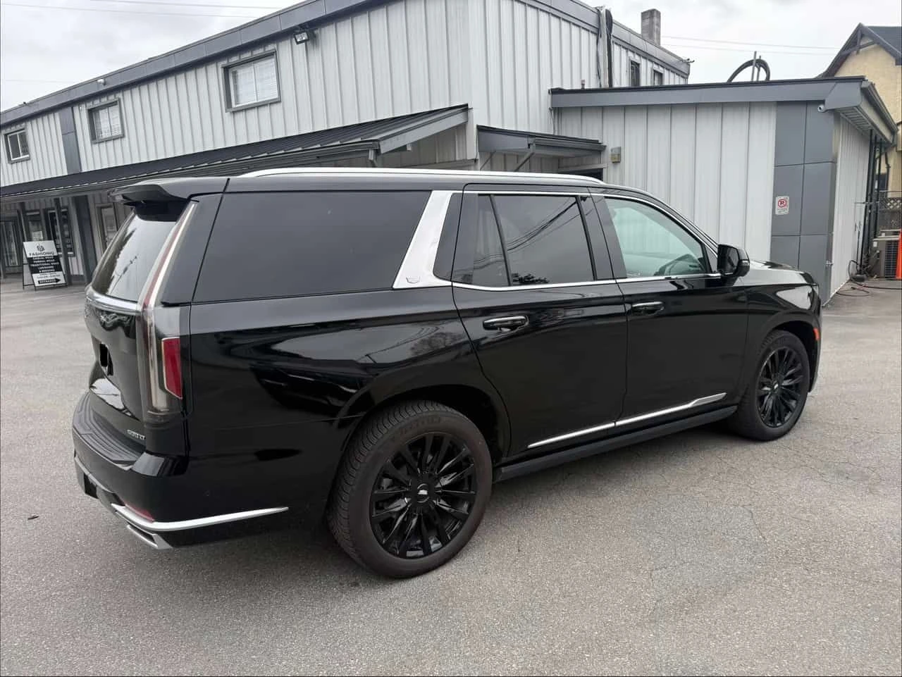 Cadillac Escalade * Premium Luxury * PANO* KEYLESS* ПОДГРЕВ* , снимка 12 - Автомобили и джипове - 54170212