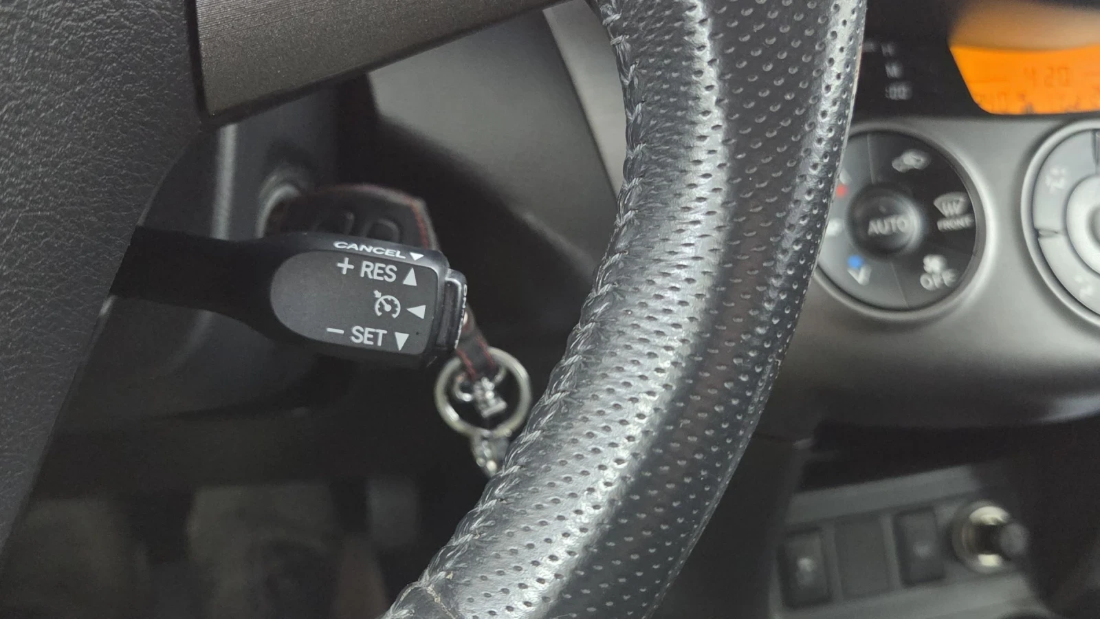 Toyota Rav4 1ви Собственик/Пълна Сервизна История, снимка 14 - Автомобили и джипове - 54419924