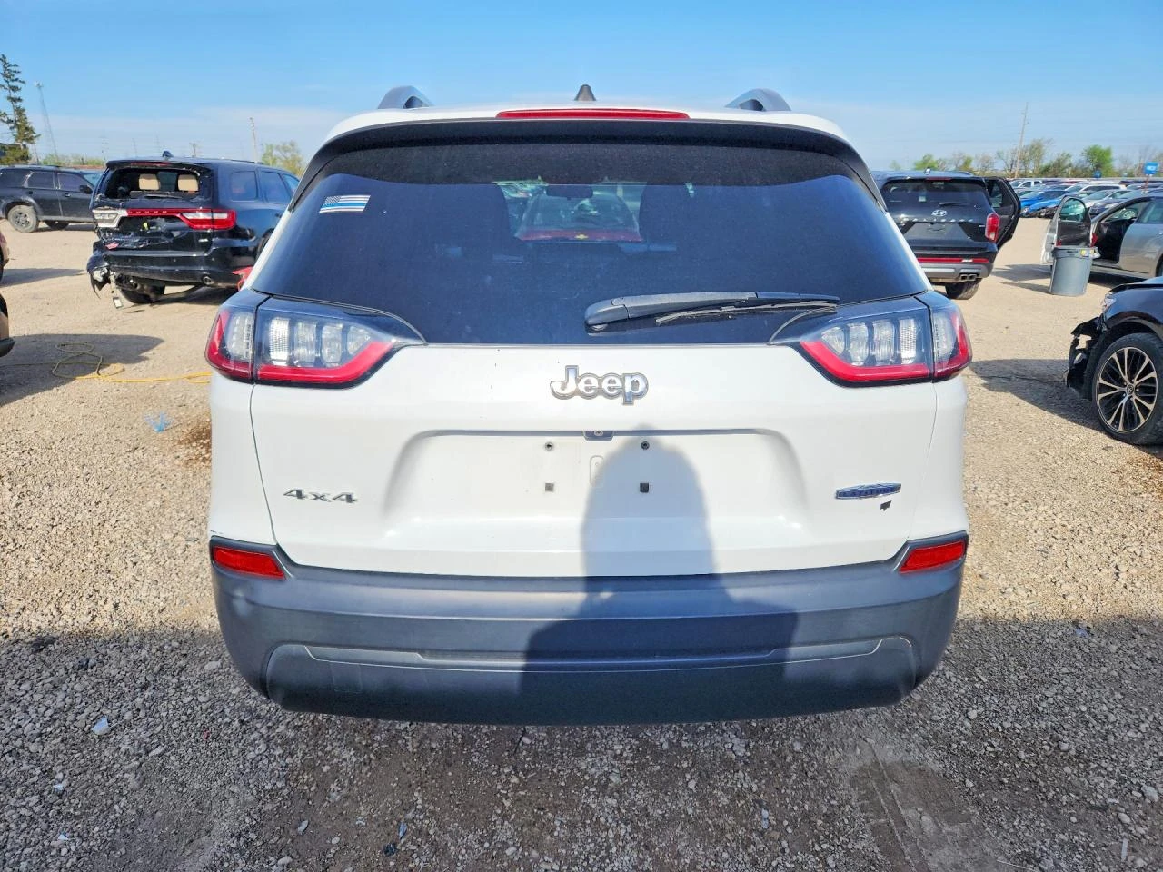 Jeep Cherokee 2.4l Latitude, снимка 6 - Автомобили и джипове - 54705970