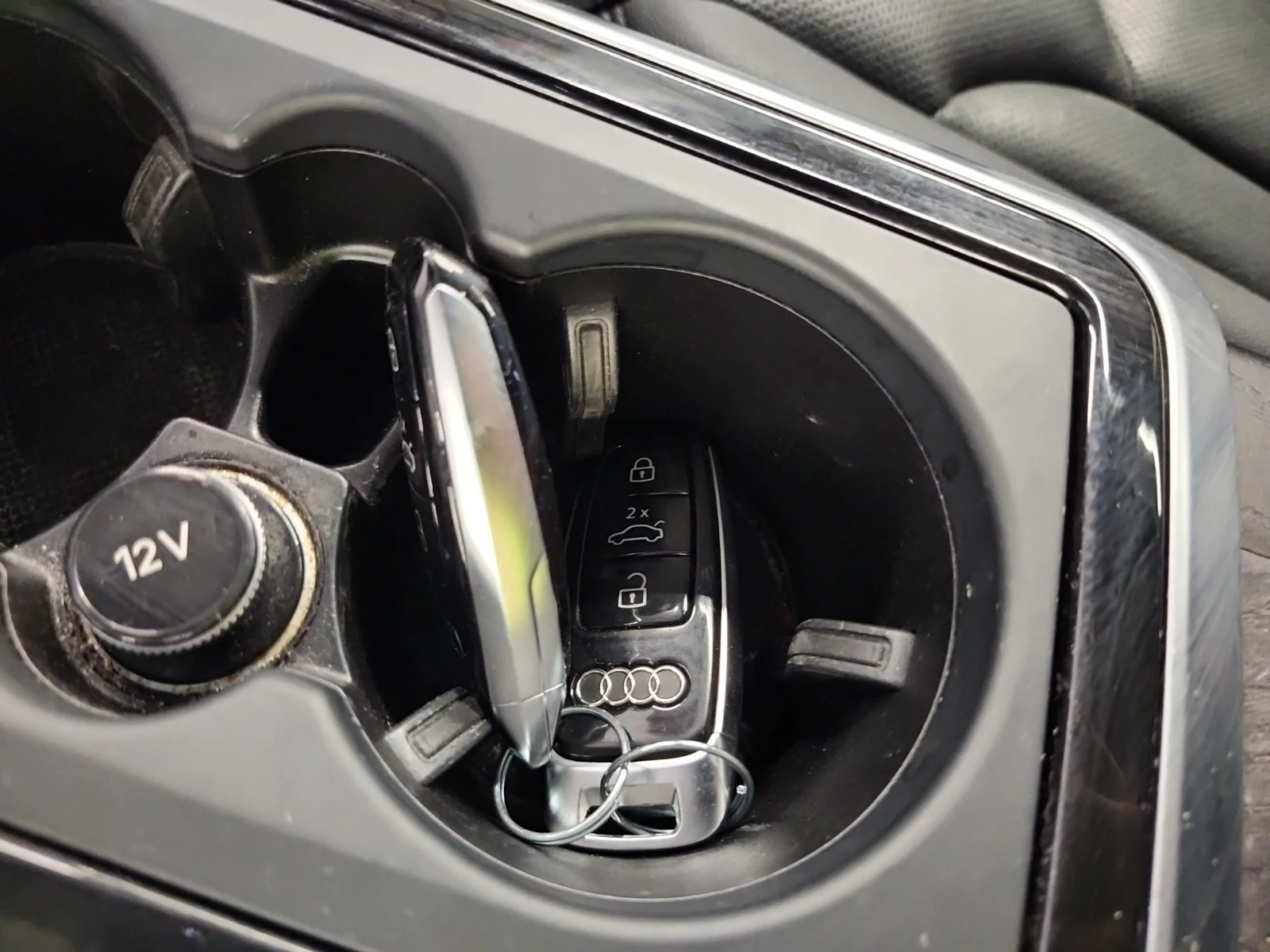 Audi Q7 360CAM PANO ОБДУХВАНЕ 2 КЛЮЧА 7 МЕСТЕН, снимка 15 - Автомобили и джипове - 54768741