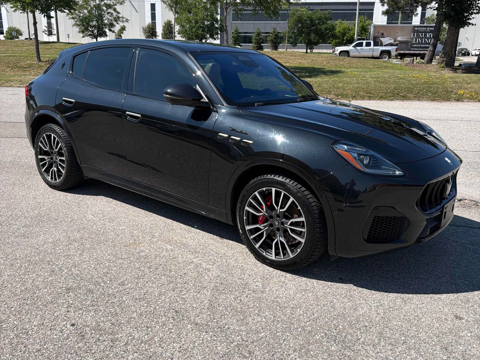Maserati Grecale Modena | CARFAX | АВТОФИНАНСИРАНЕ, снимка 3 - Автомобили и джипове - 56075383