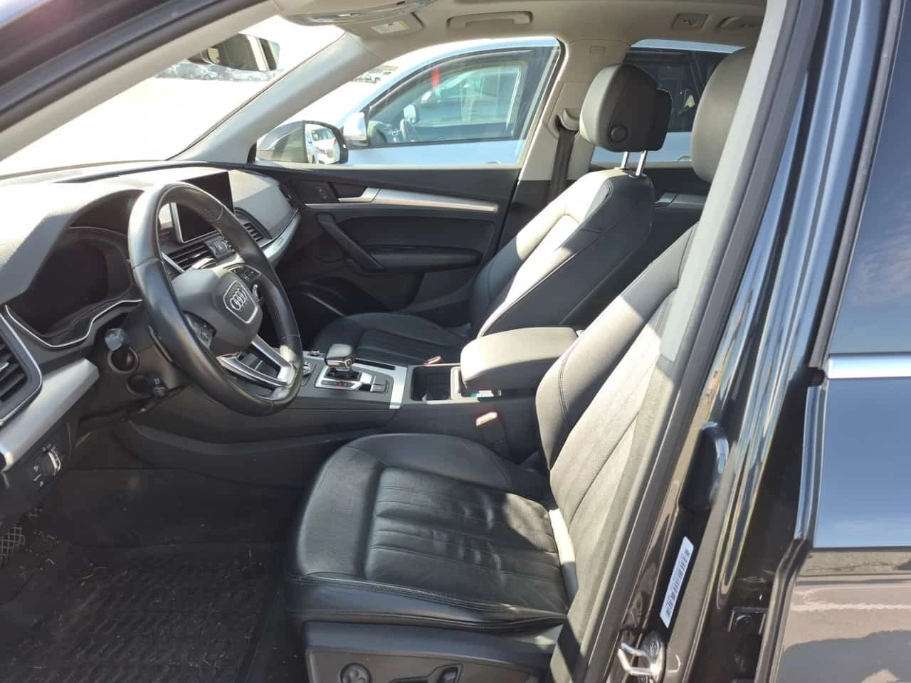 Audi Q5 PROGRESSIV| ПАНО| ПОДГРЕВИ| CARFAX| , снимка 5 - Автомобили и джипове - 56324100