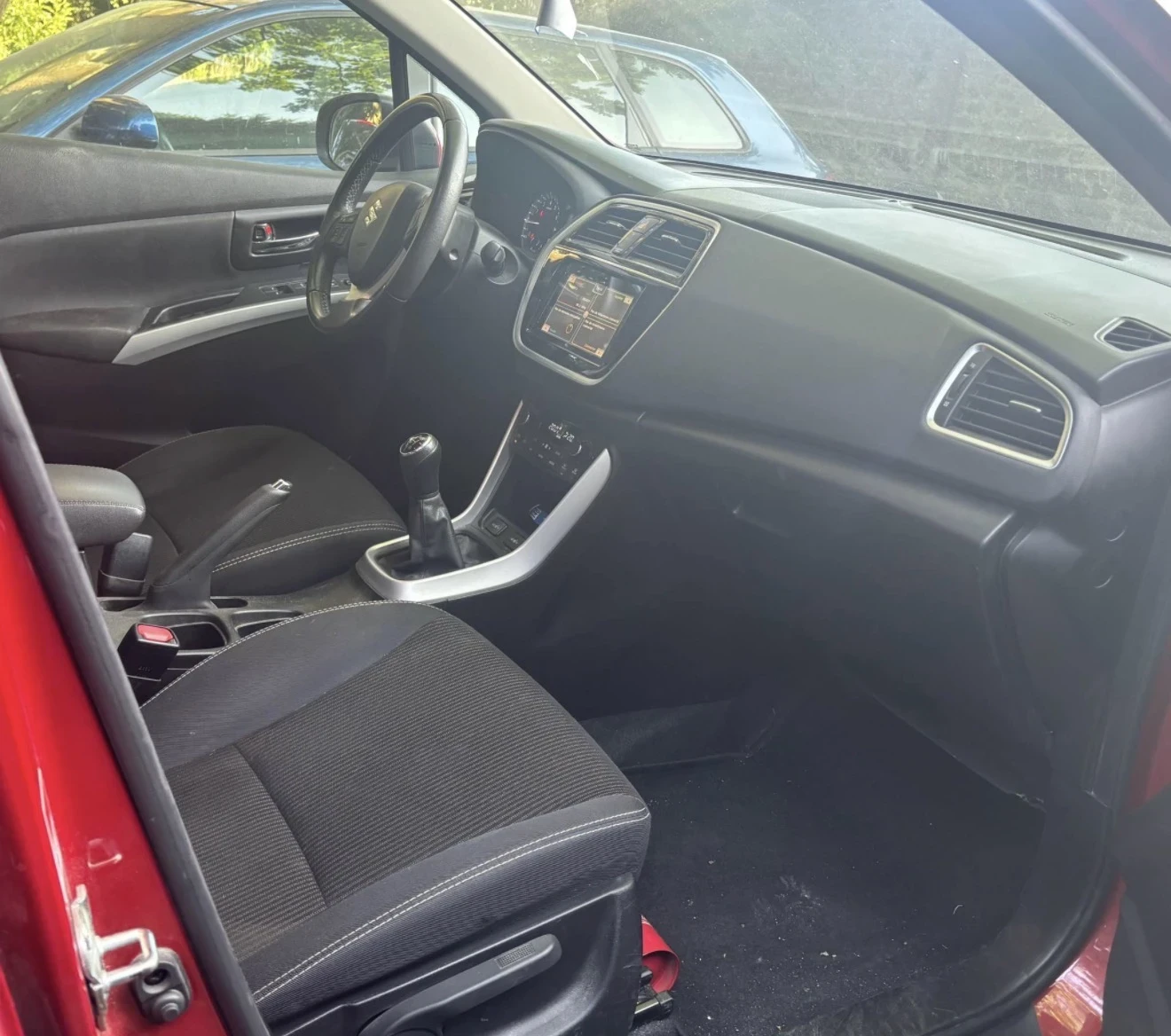 Suzuki SX4 S-Cross, снимка 5 - Автомобили и джипове - 56465875