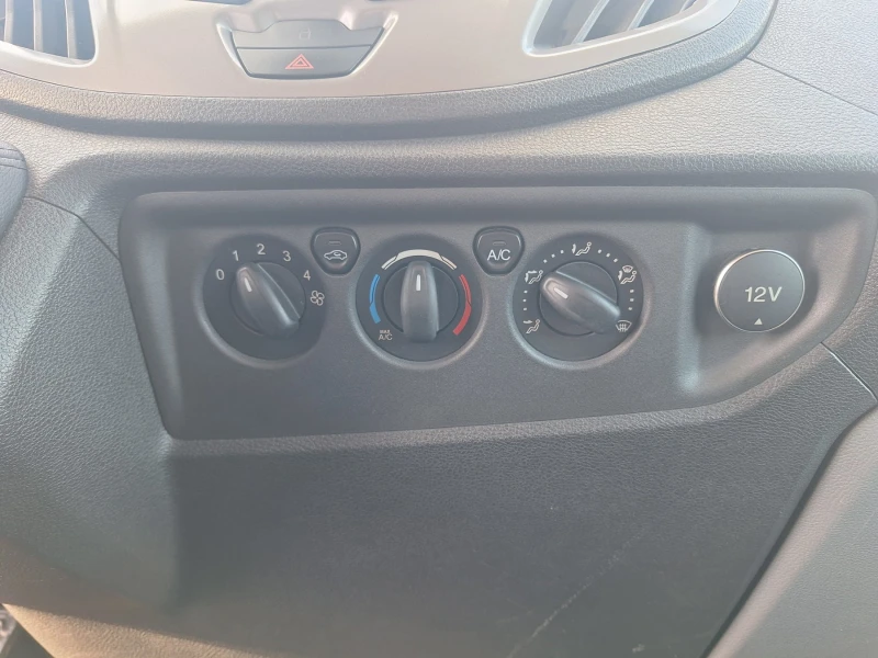 Ford Transit 2.2CDTI 155к.с., снимка 11 - Бусове и автобуси - 53591460