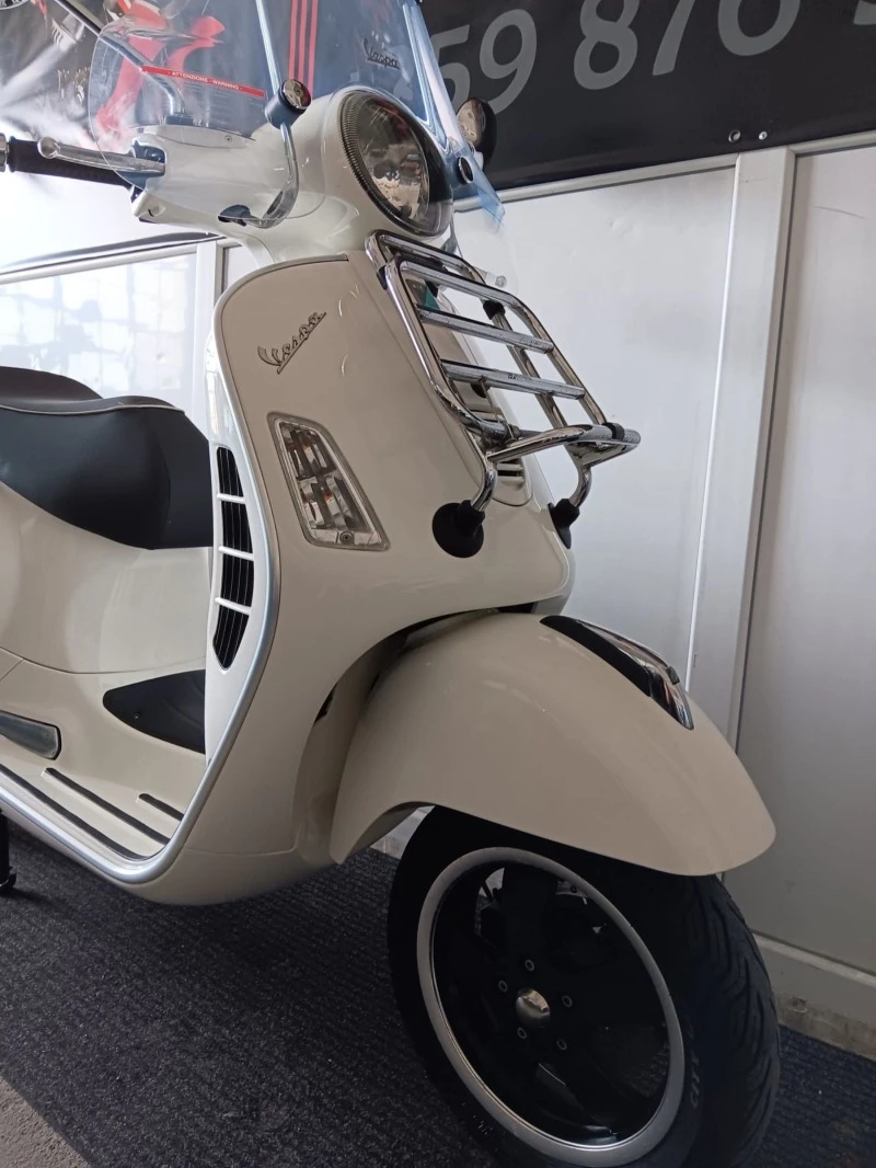 Vespa GTS 300i, снимка 5 - Мотоциклети и мототехника - 46356886