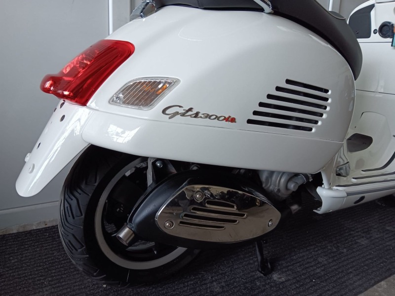 Vespa GTS 300i, снимка 11 - Мотоциклети и мототехника - 46356886
