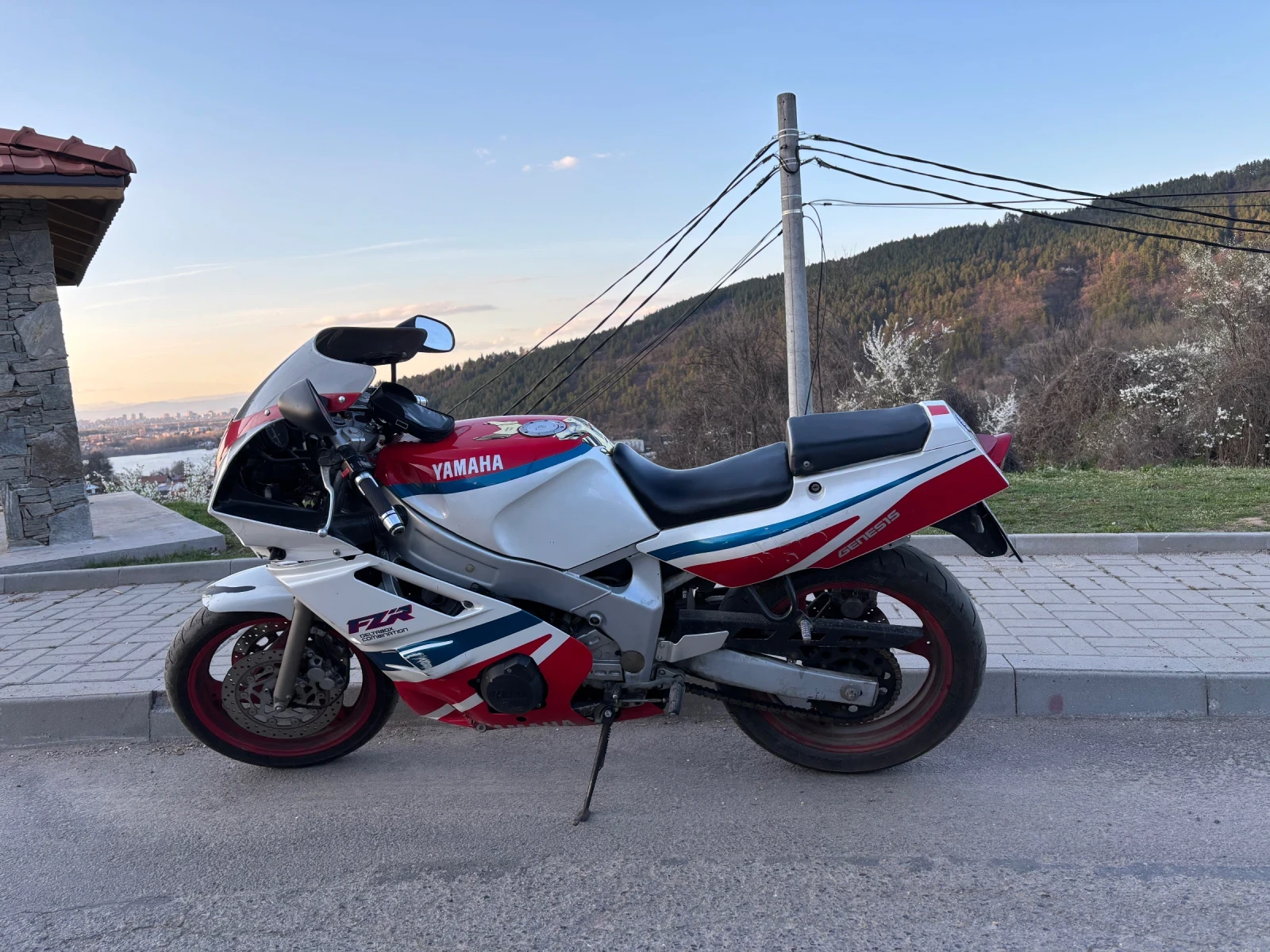 Yamaha Fzr 600, снимка 2 - Мотоциклети и мототехника - 54127589