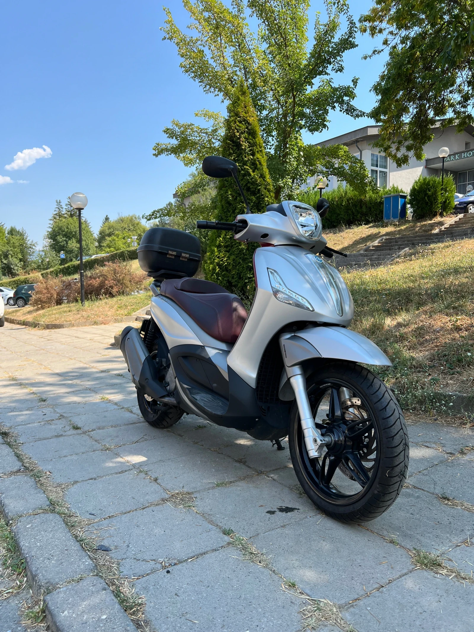 Piaggio Beverly 350i abs asr , снимка 8 - Мотоциклети и мототехника - 55296012