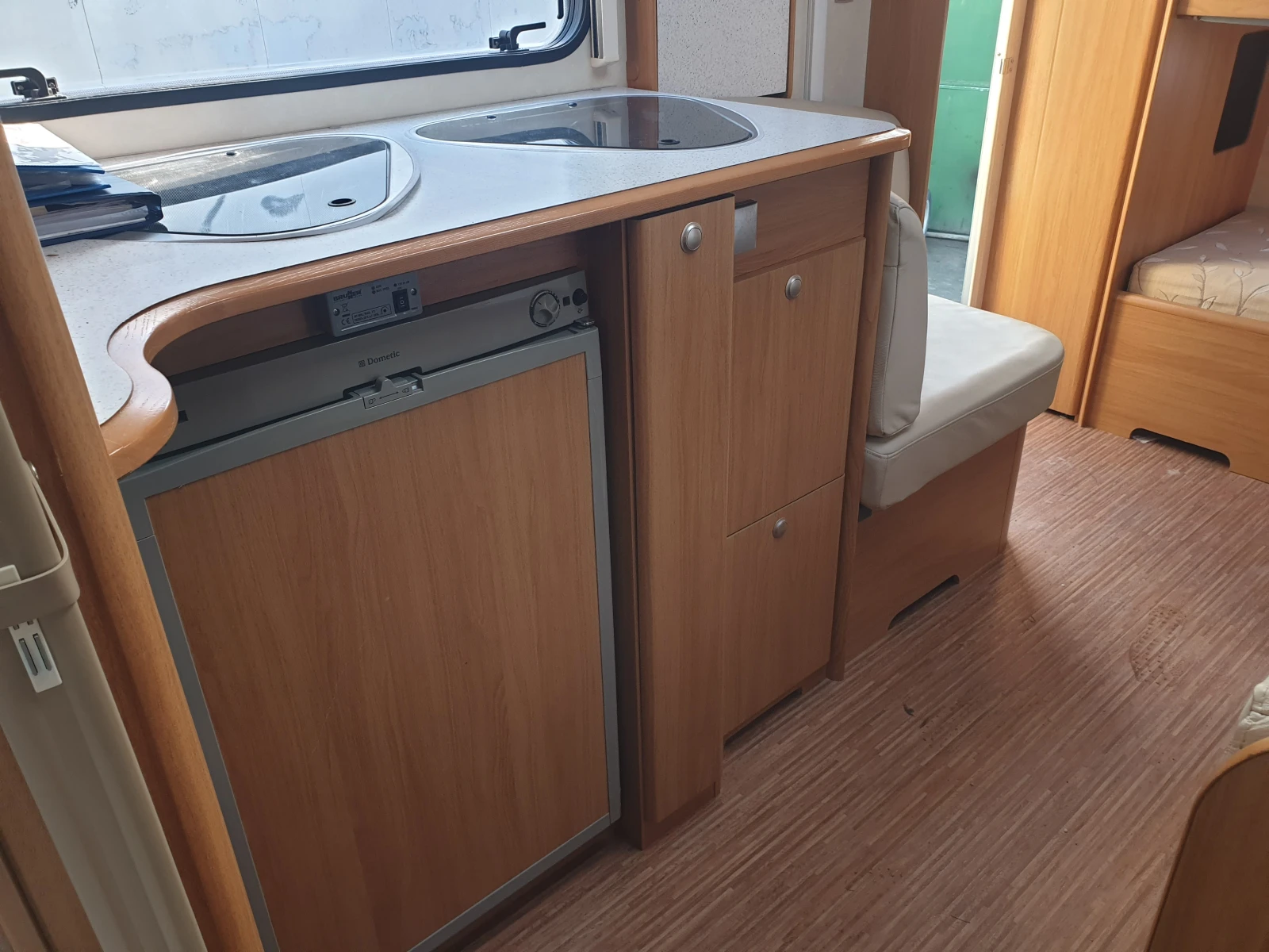 Каравана Adria 543 PK, снимка 12 - Каравани и кемпери - 54441082