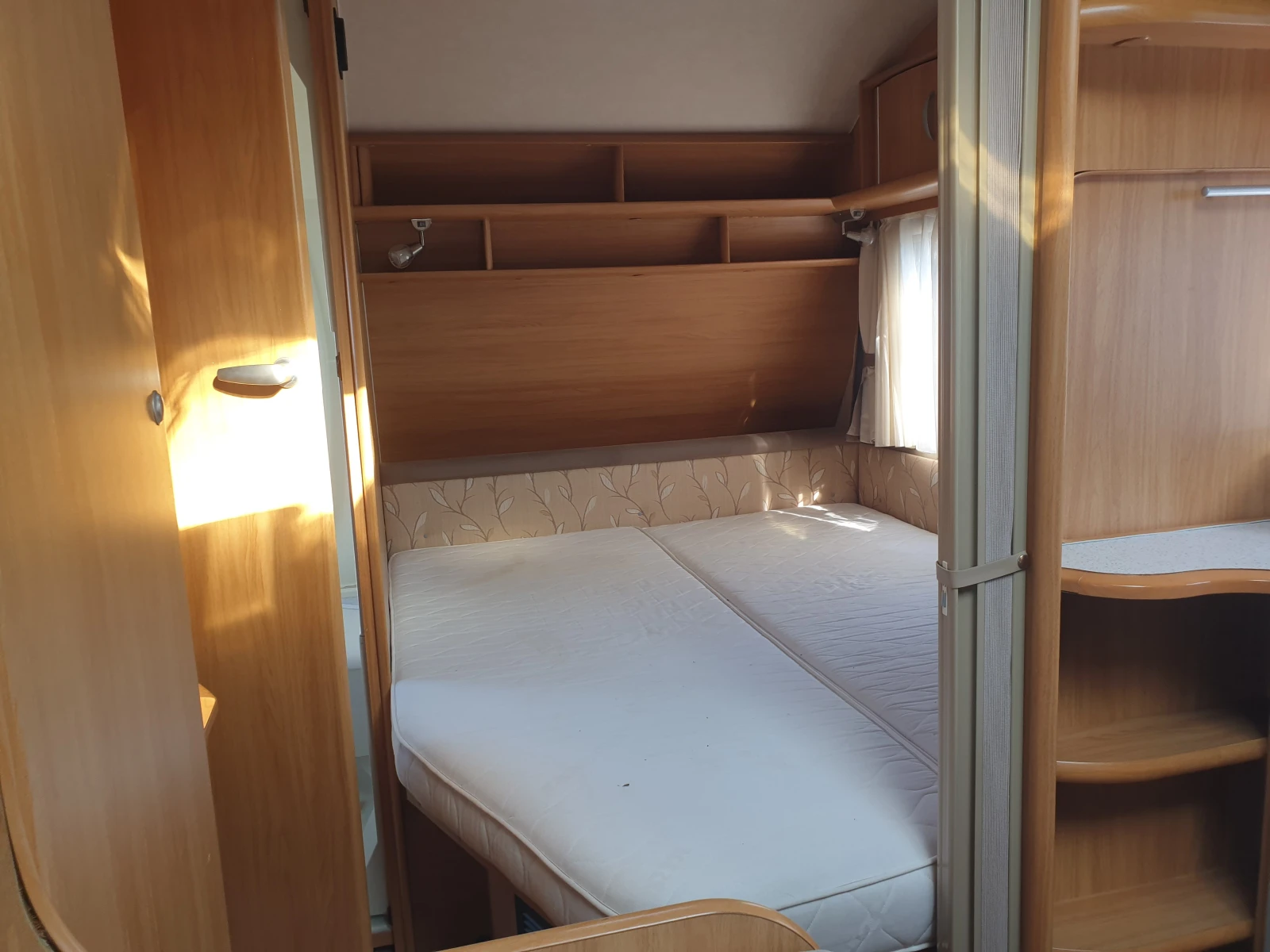 Каравана Adria 543 PK, снимка 7 - Каравани и кемпери - 54441082