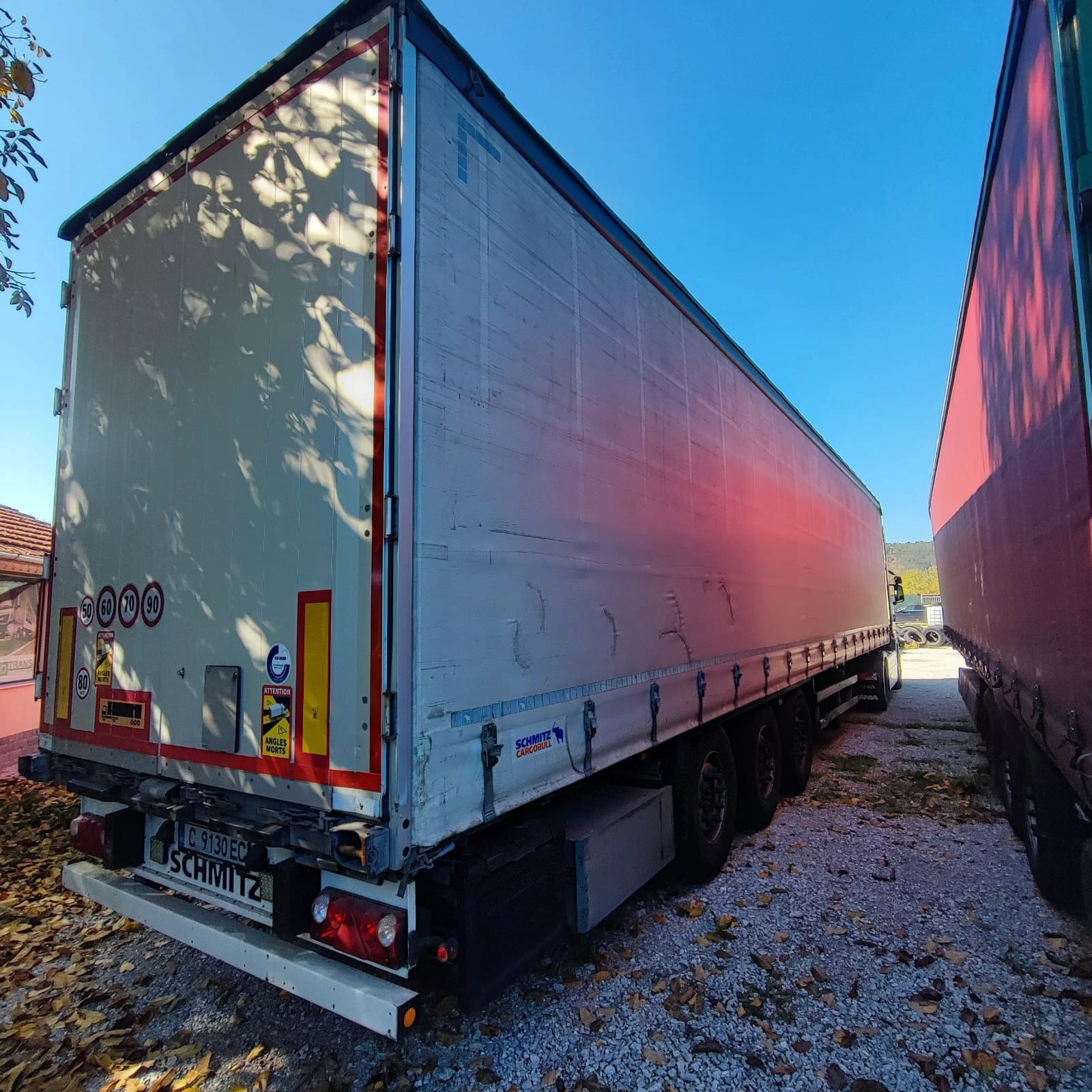  Schmitz | Mobile.bg   4