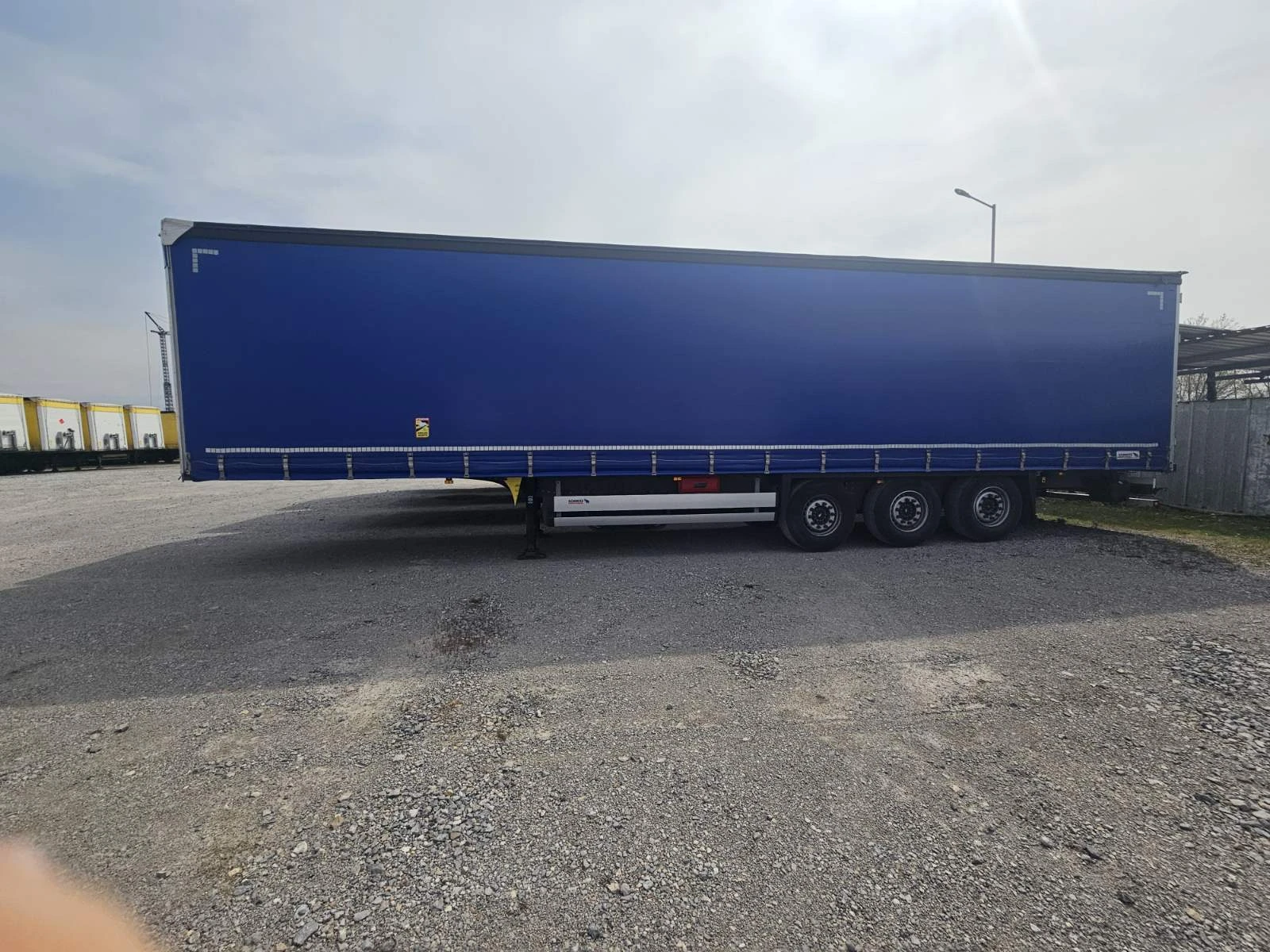 Полуремарке Schmitz SCB S3T