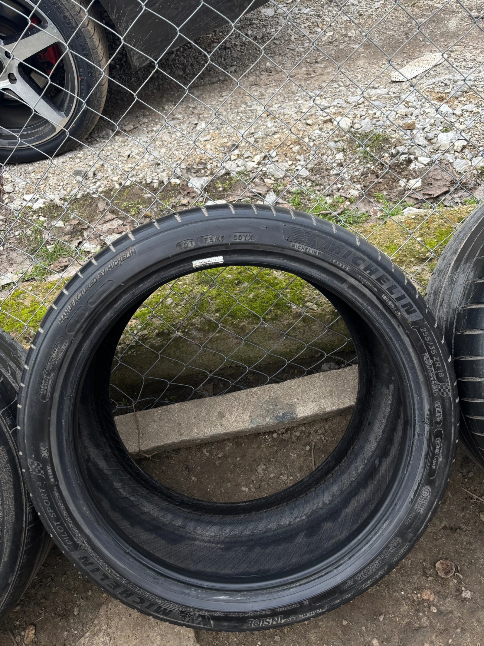 ���� 255/35R18 | Mobile.bg � ����������� 4