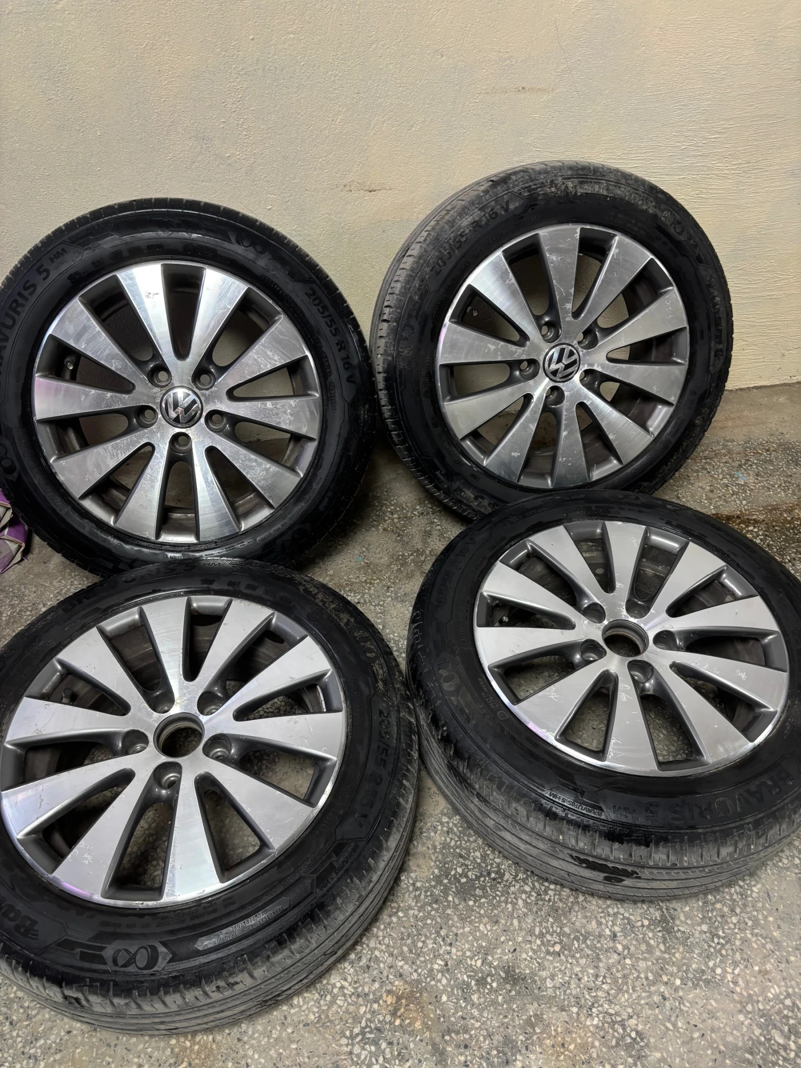 ���� � ������ 205/55R16 �� VW | Mobile.bg � ����������� 1
