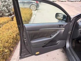 Toyota Avensis, снимка 14