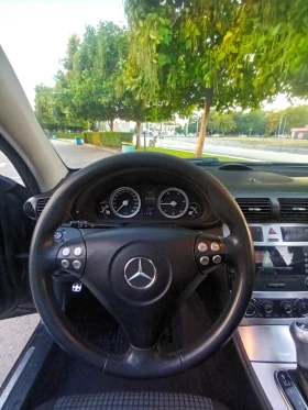 Mercedes-Benz C 220, снимка 12