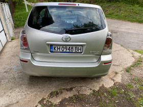 Toyota Corolla verso, снимка 2 - Автомобили и джипове - 45379920