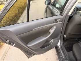 Toyota Avensis - 3700 € / 7236.57 лв. - 71817667 16