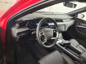 Audi Q8 Е-TRON| PANO| HUD| 360| ПАМЕТ| 2 КЛЮЧА - 40500 € / 79211.12 лв. - 58209975 10