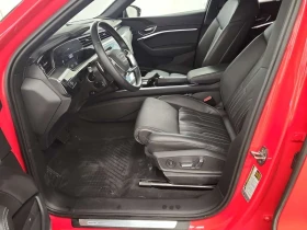 Audi Q8 Е-TRON| PANO| HUD| 360| ПАМЕТ| 2 КЛЮЧА - 40500 € / 79211.12 лв. - 58209975 11