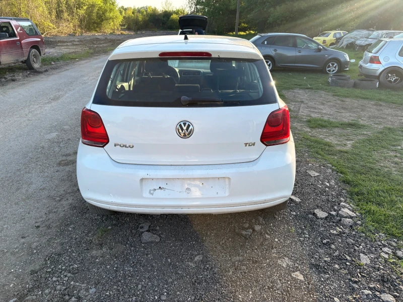 VW Polo 1.6 TDI 90к.с, снимка 4 - Автомобили и джипове - 50148847