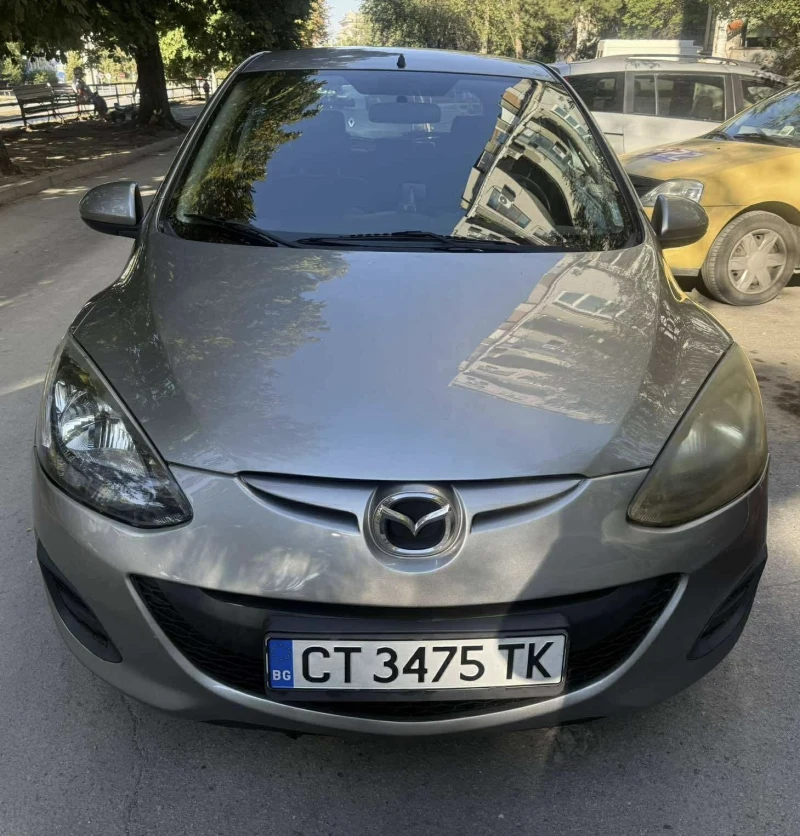 Mazda 2, снимка 11 - Автомобили и джипове - 51434473