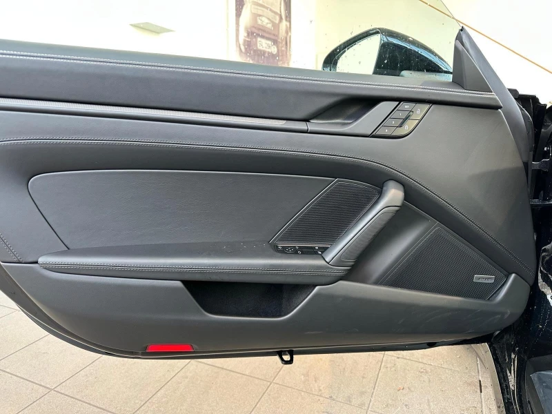 Porsche 911 992.2 CARRERA 4GTS/SPORT DESIGN/CARBON/BOSE/PANO/, снимка 7 - Автомобили и джипове - 51920275