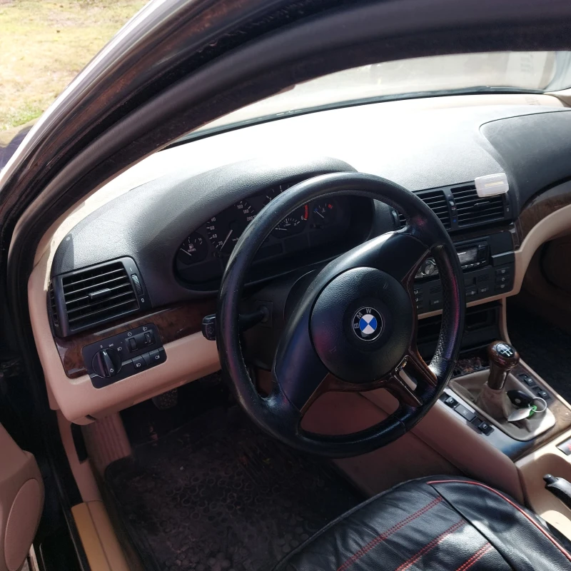 BMW 320, снимка 6 - Автомобили и джипове - 51977258