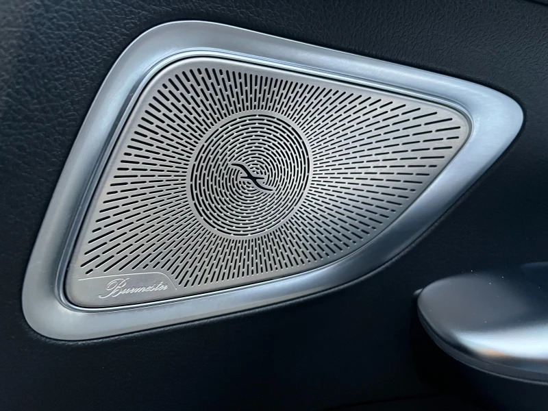 Mercedes-Benz C 200 4MATIC/Гаранция до 11.2027, снимка 16 - Автомобили и джипове - 52579230