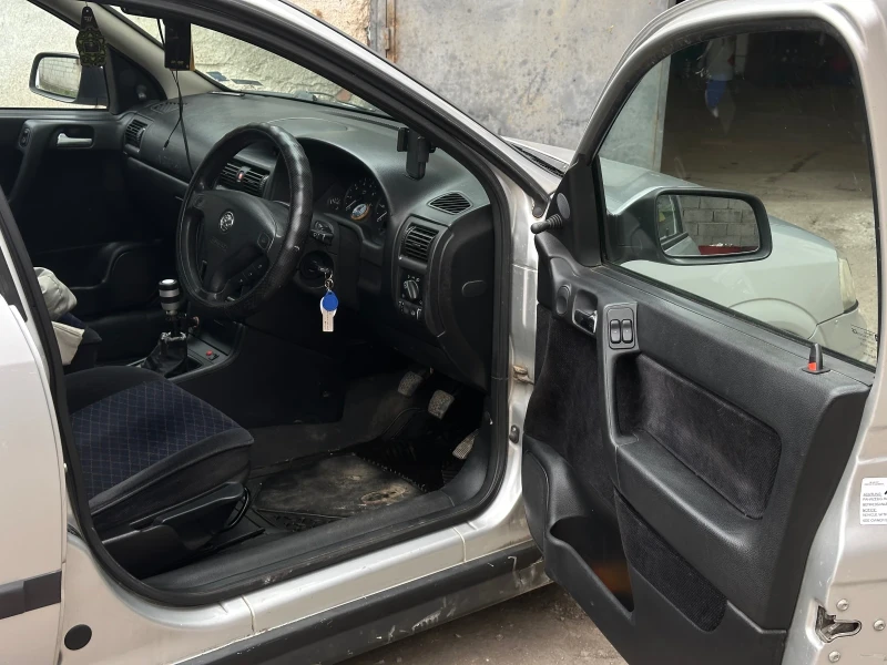 Opel Astra 1.4 16V X14XE, снимка 5 - Автомобили и джипове - 52679266
