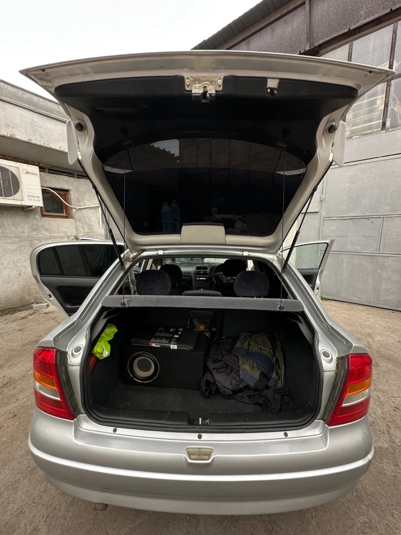 Opel Astra 1.4 16V X14XE, снимка 9 - Автомобили и джипове - 52679266