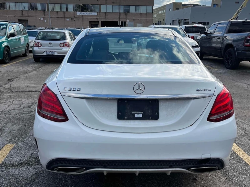 Mercedes-Benz C 300 2016 4MATIC * ПРЕДСТАВИТЕЛСТВО НА BMW * , снимка 4 - Автомобили и джипове - 52795946