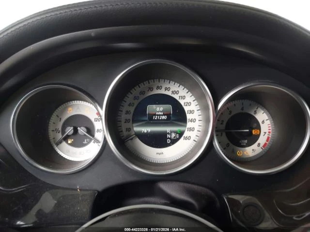 Mercedes-Benz CLS 550 AMG* 4MATIC* Memory* Подгрев* Keyless* Pano* Navi - изображение 8