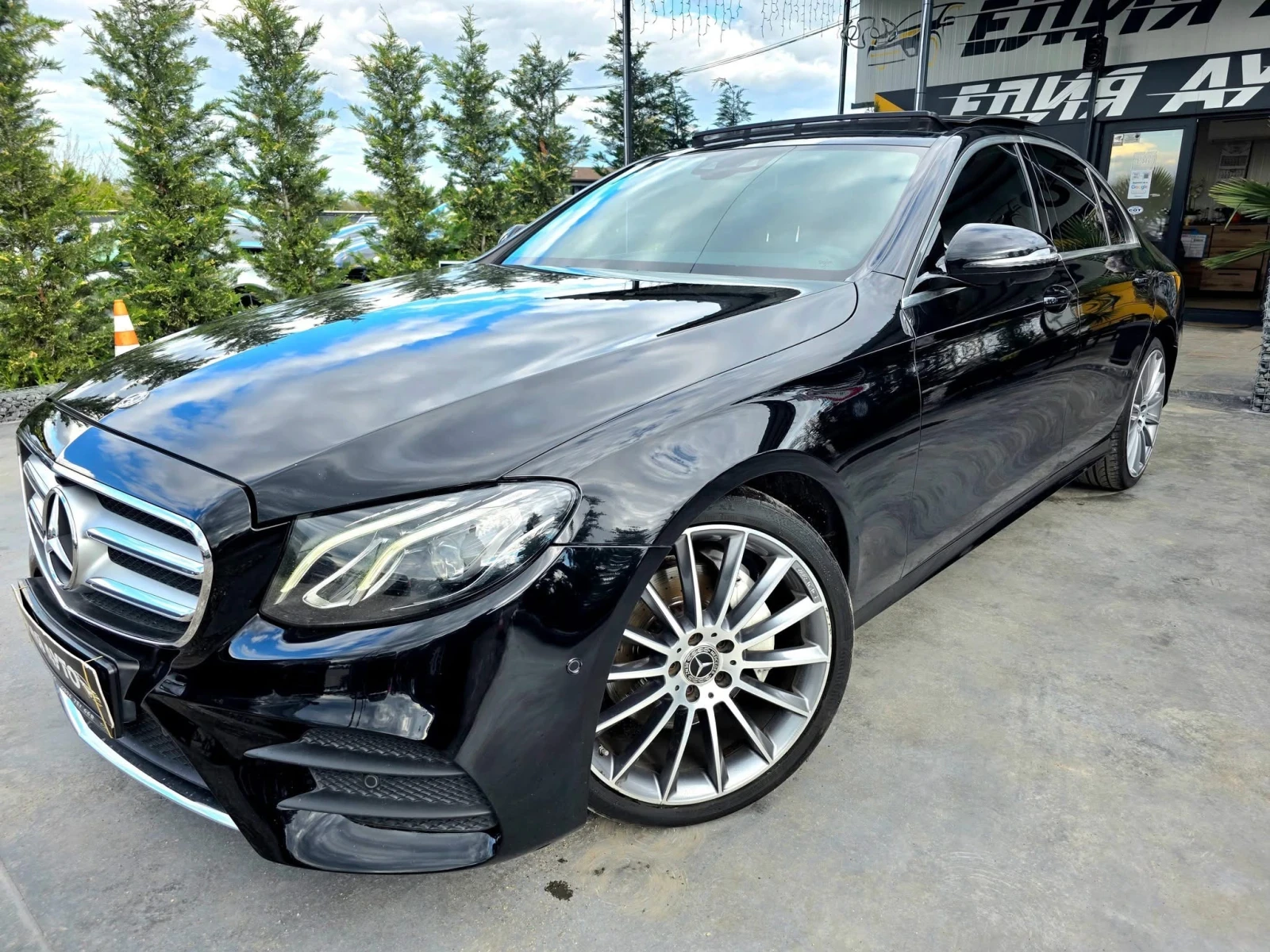 Mercedes-Benz E 350 D 4MATIC FULL AMG LINE ПАНО BURMEISTER ЛИЗИНГ 100% | Mobile.bg — изображение 1