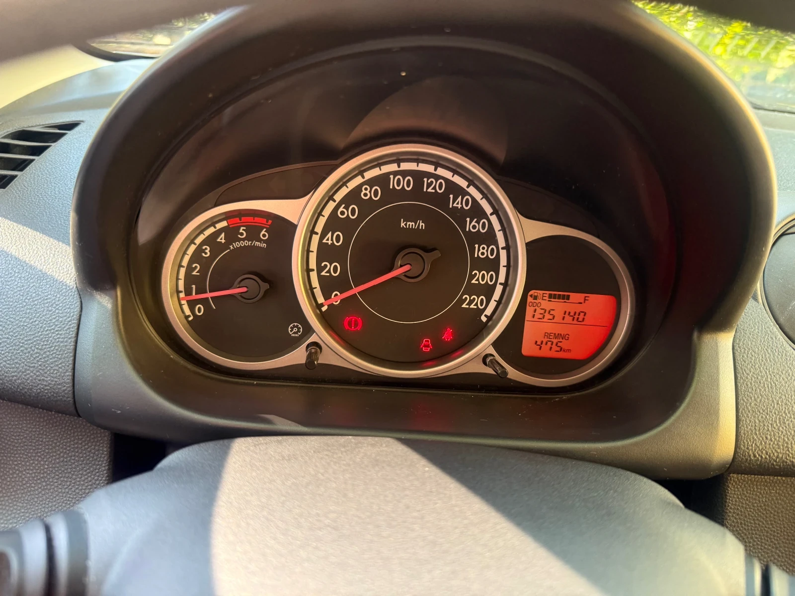 Mazda 2  - изображение 6