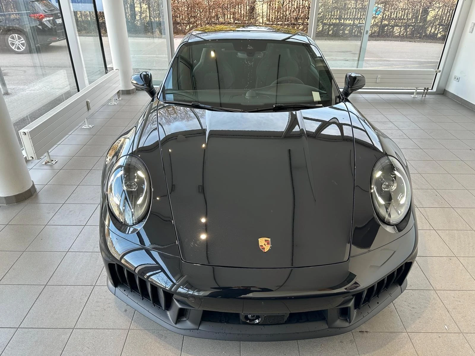 Porsche 911 992.2 CARRERA 4GTS/SPORT DESIGN/CARBON/BOSE/PANO/ - изображение 2