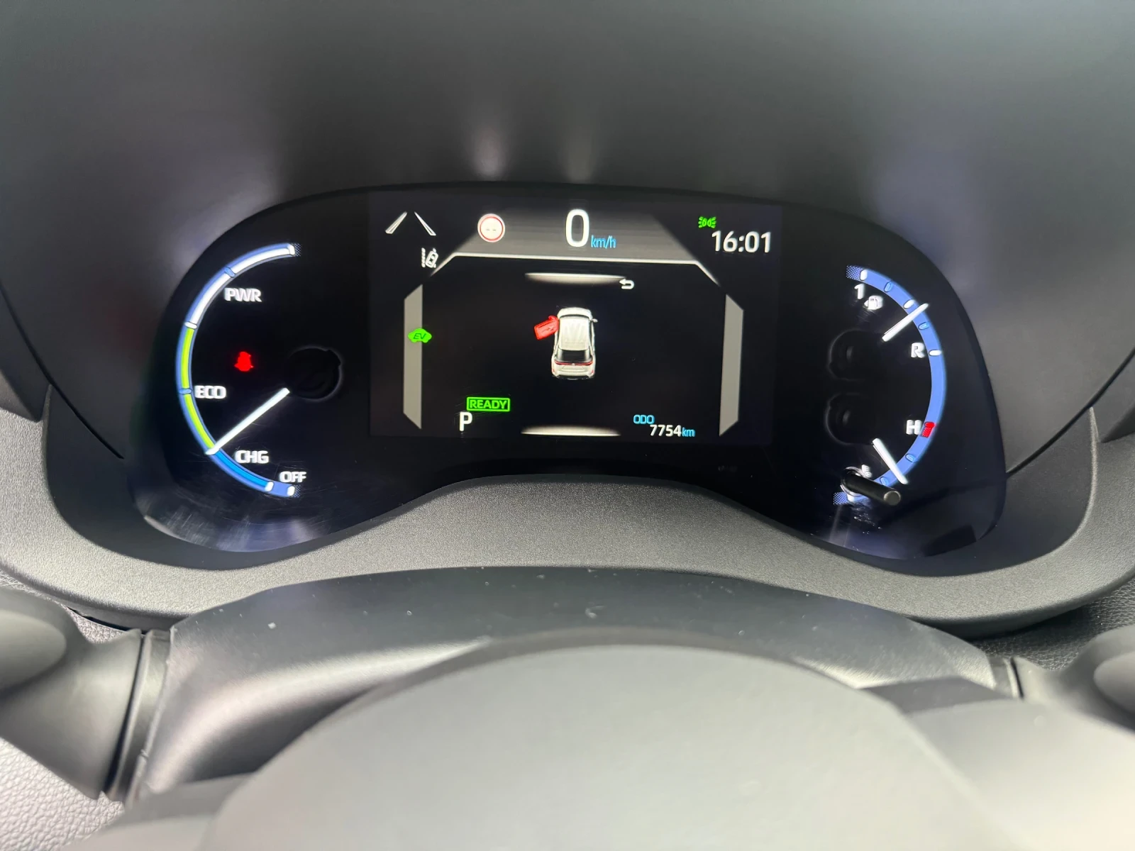 Toyota Yaris Cross 1.5Hybrid 2024 Full Гарнционен!НОВ 7750КМ, снимка 13 - Автомобили и джипове - 53724235