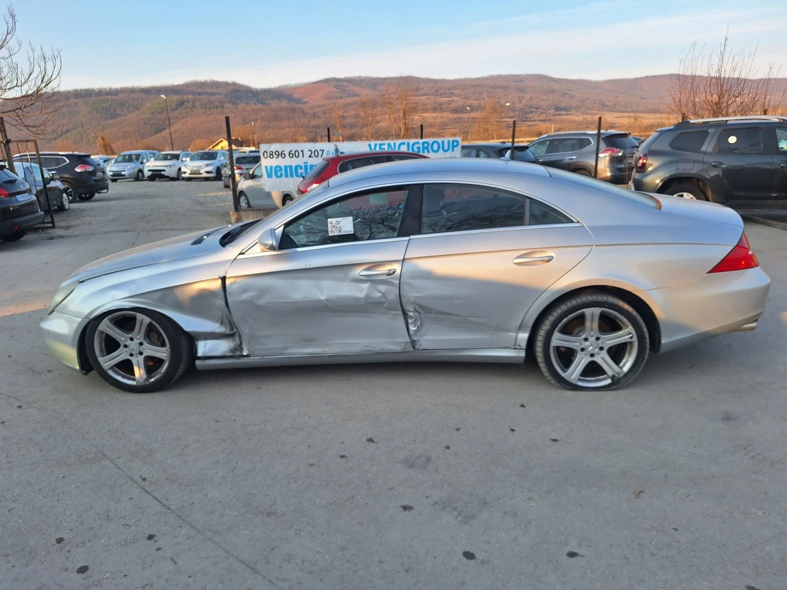 Mercedes-Benz CLS 320 3.2 cdi, снимка 16 - Автомобили и джипове - 53740180