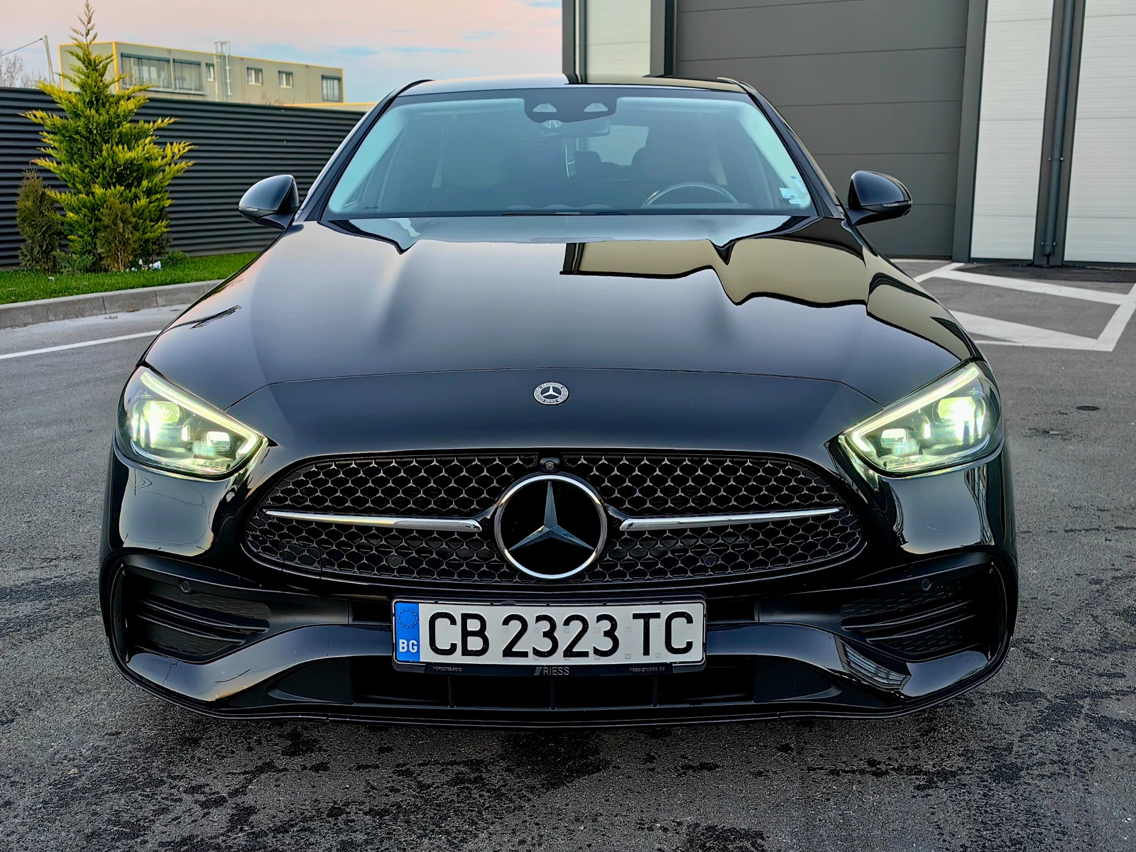 Mercedes-Benz C 300 D AMG 4M HUD Burmester Distronic 360 MULTIBEAM , снимка 3 - Автомобили и джипове - 53758550