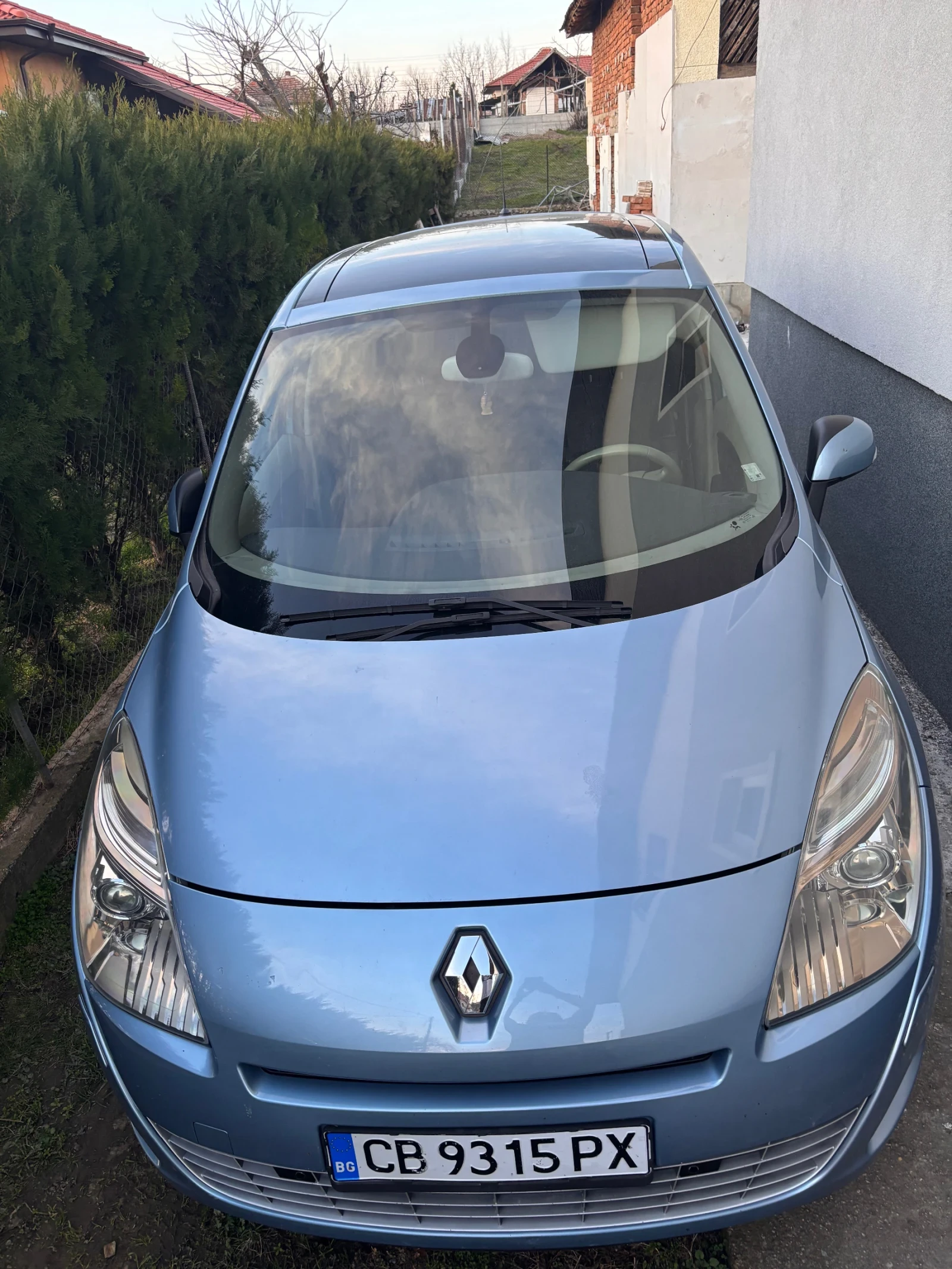 Renault Scenic, снимка 15 - Автомобили и джипове - 53763760