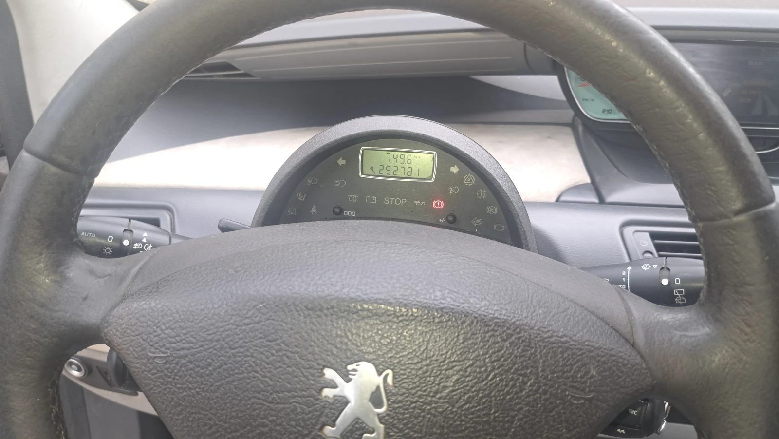 Peugeot 807, снимка 6 - Автомобили и джипове - 53932927