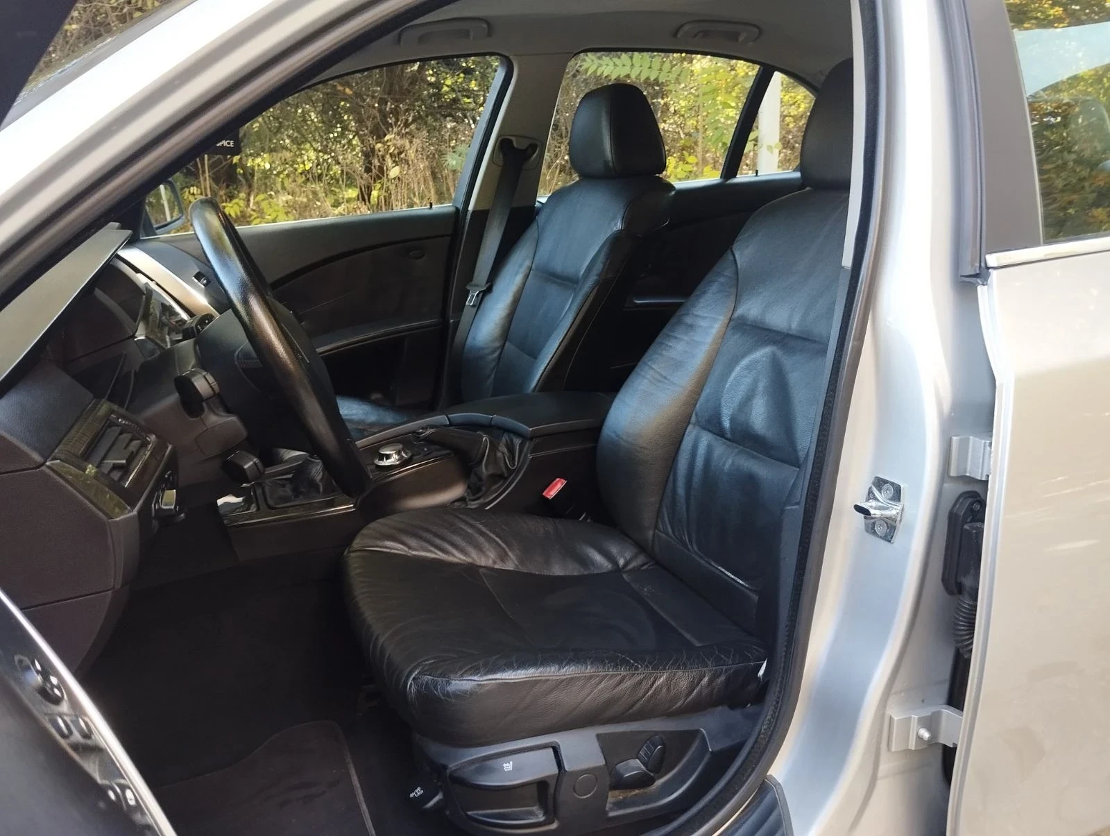 BMW 530, снимка 11 - Автомобили и джипове - 54329493